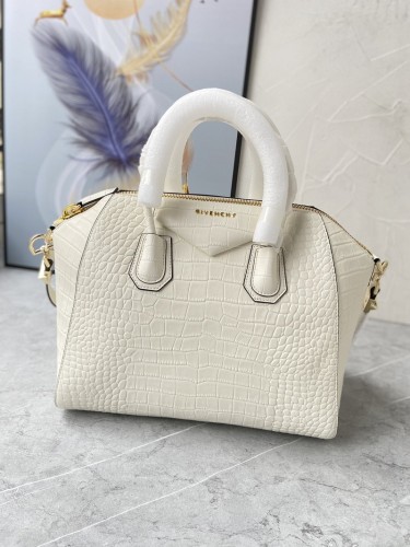 Givenchy Super High End Handbag 0023（2022）