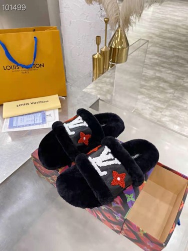 LV Hairy slippers 0019 (2021)