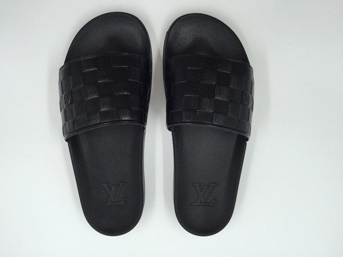 LV Slipper men Shoes-004