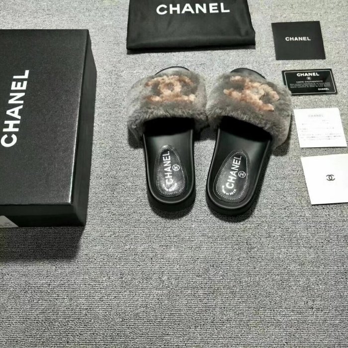 Chanel Hairy slippers 003
