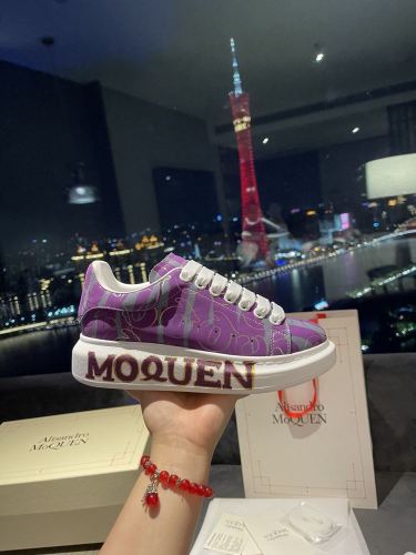 Super High End Alexander McQueen Men And Women Shoes 0025 (2021)