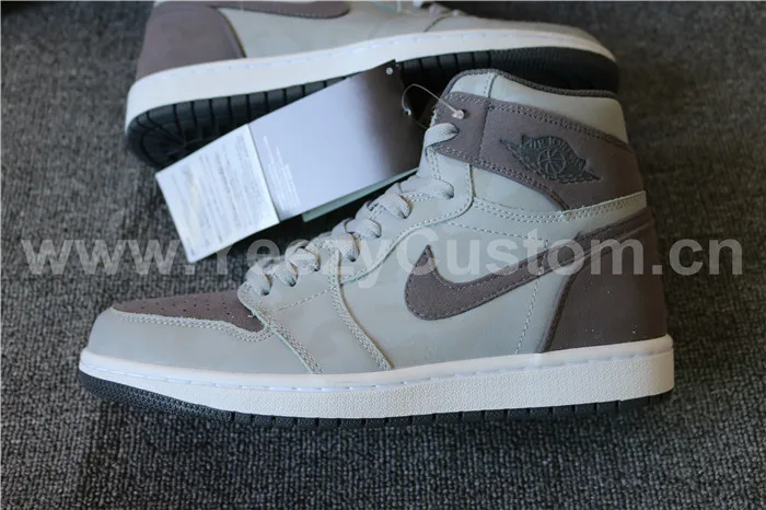Air Jordan 1 Retro High Camo In “Cool Grey”