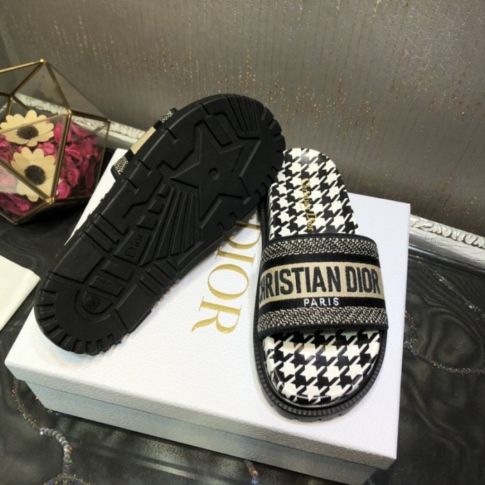 Dior Slipper Women Shoes 005（2022）
