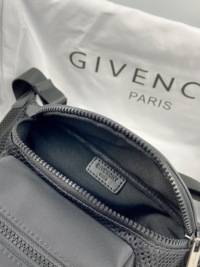 Givenchy Fanny Pack 009 (2022)