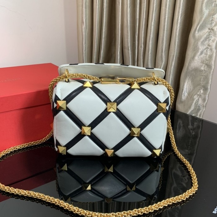 Valentino Super High End Handbags 0024（2022）