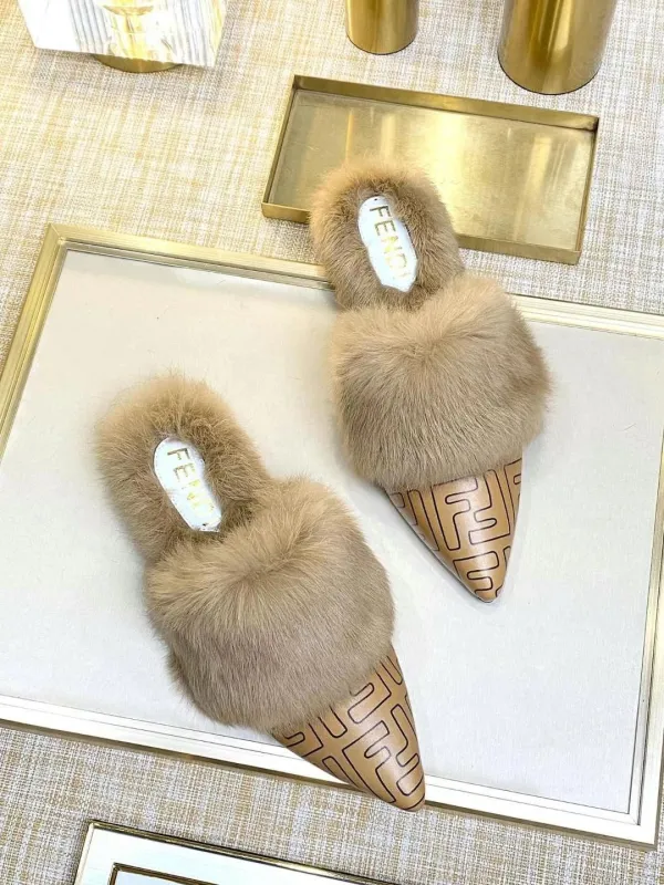 Fendi Hairy slippers 003 (2021)