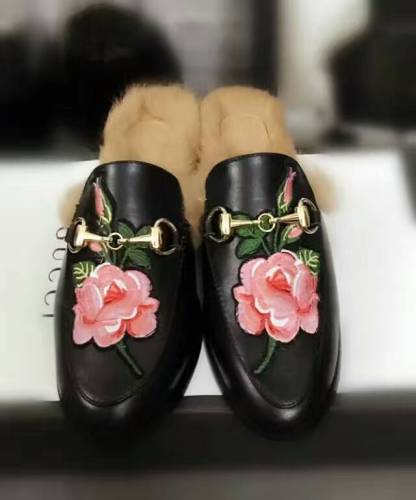 Gucci Hairy slippers 0022