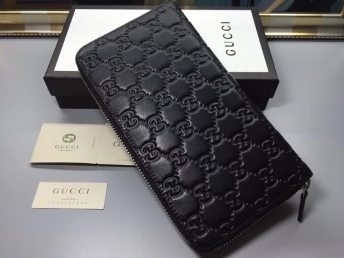 Gucci wallets 066