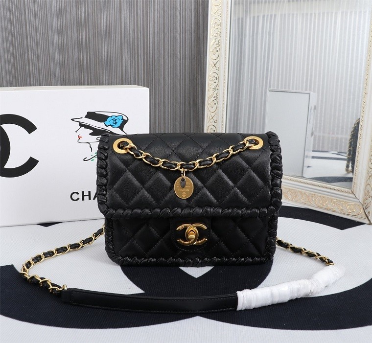 Chanel Handbags 0028 (2022)