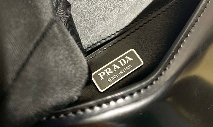 Prada Super High End Handbags 001 (2022)