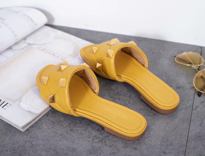 Valentino Slipper Women Shoes 001（2021）
