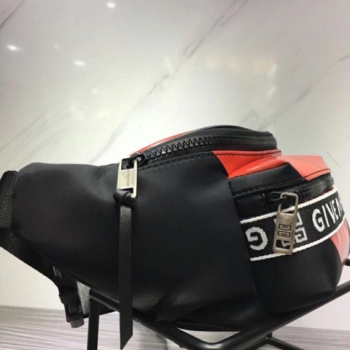 Givenchy Fanny Pack 007 (2022)
