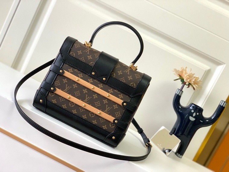 LV Super High End Handbags 008 (2022)