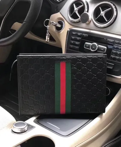 Gucci wallets 057