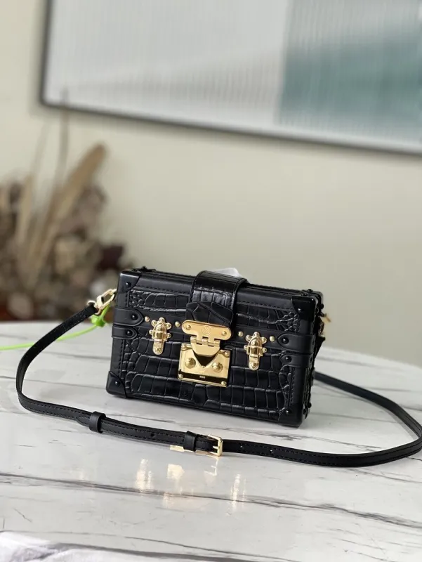 LV Super High End Handbags 003 (2022)