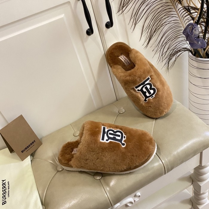 Burberry Hairy slippers 005 (2021)