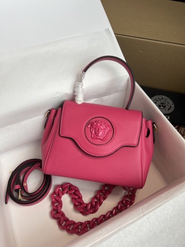Versace Super High End Handbags 009 (2022)