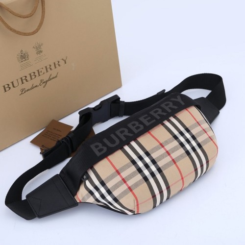Burberry Fanny Pack 005 (2022)