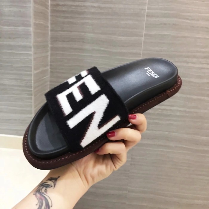 Fendi Slipper Women Shoes 0042
