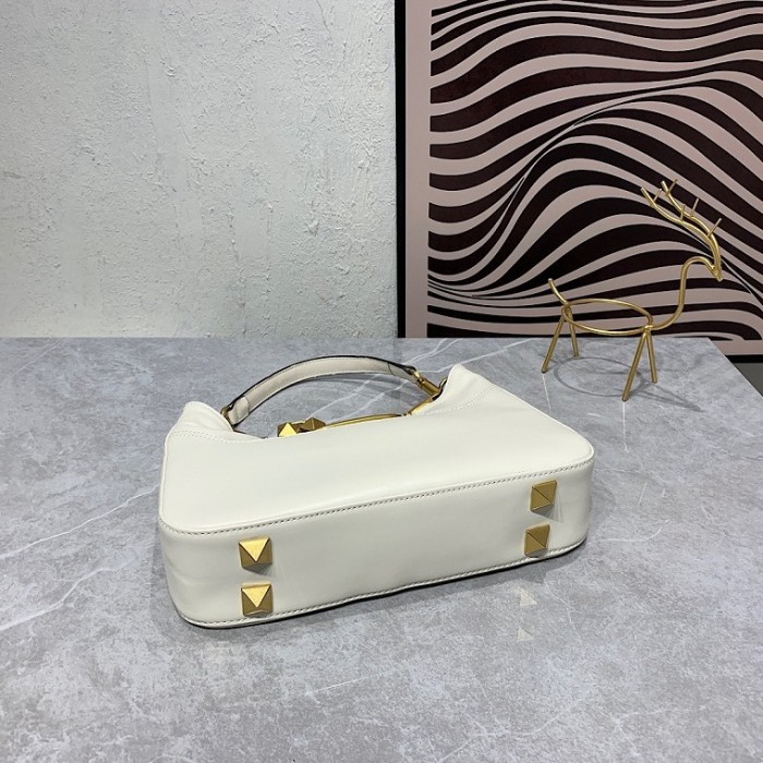 Valentino Handbags 0018（2022）