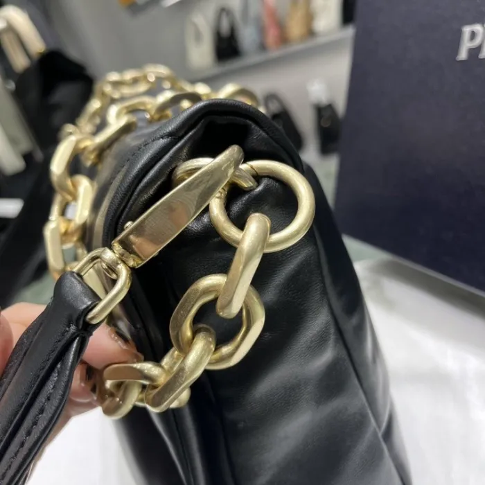 Prada Super High End Handbags 0017 (2022)