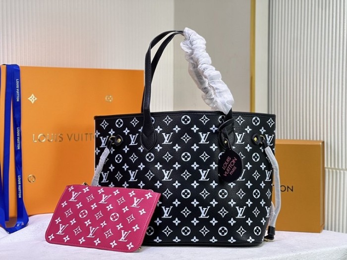 Louis Vuitton Handbags 006 (2022)