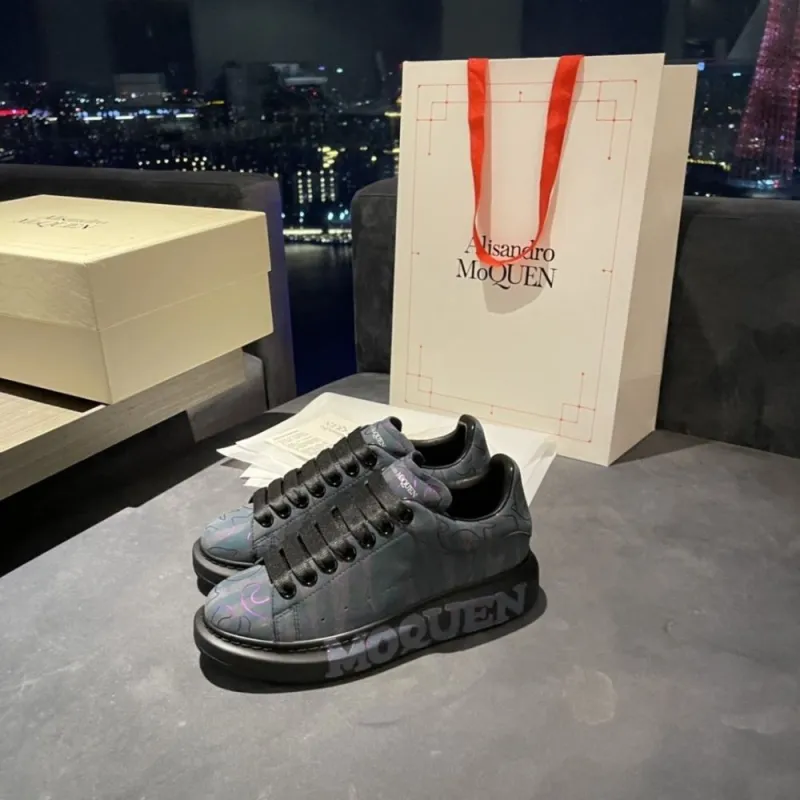 Super High End Alexander McQueen Men And Women Shoes 0027 (2021)