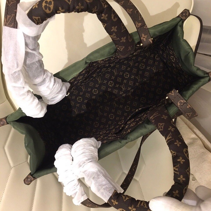 LV Handbag 009（2021）
