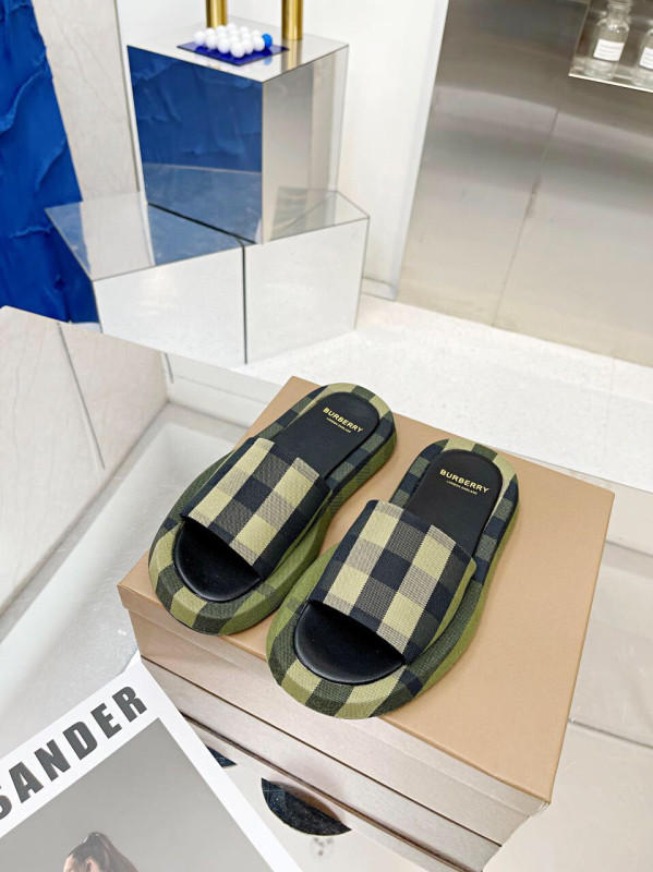 Burberry Slipper Women Shoes 002（2022）