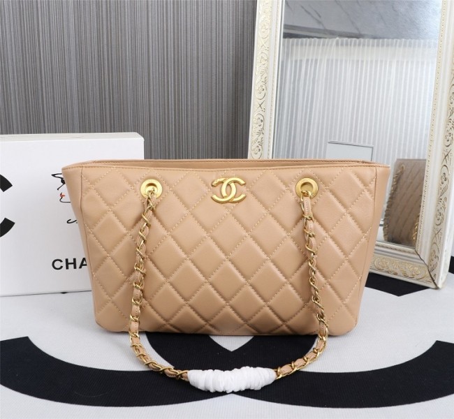 Chanel Handbags 0032 (2022)