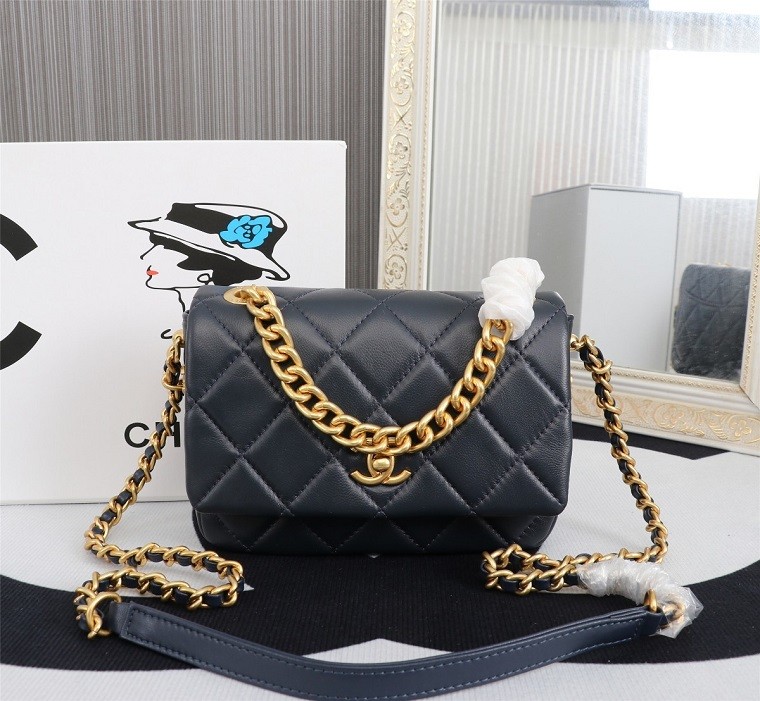 Chanel Handbags 0041 (2022)