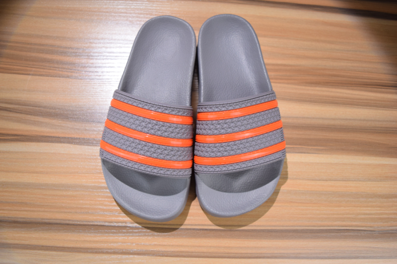 Yeezy Slippers Men Shoes 002