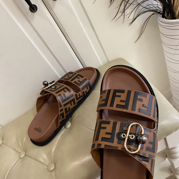 Fendi Slippers Men Shoes 004（2021）