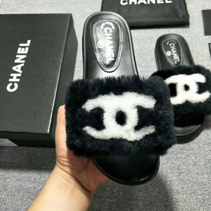 Chanel Hairy slippers 001