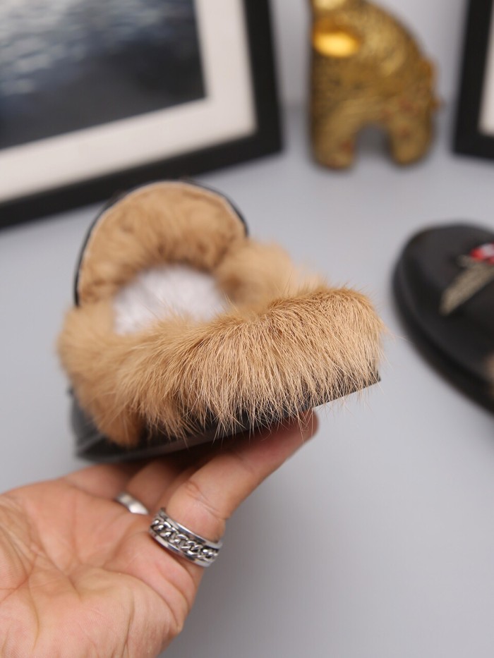 Gucci Hairy slippers 0036