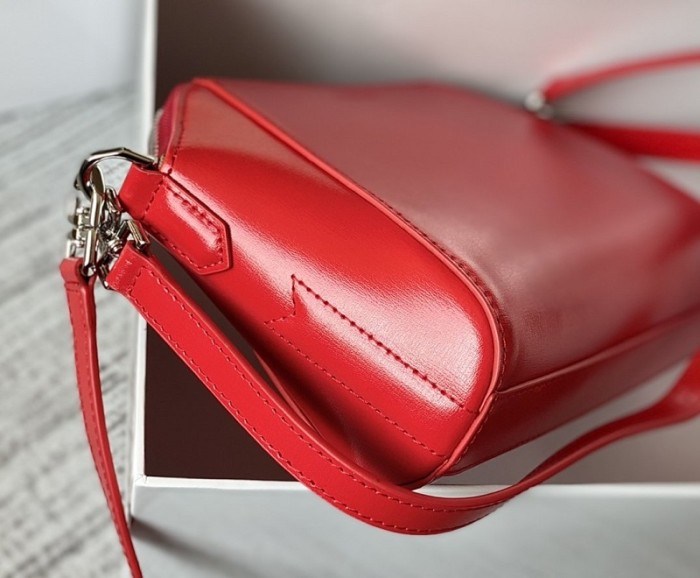 Givenchy Super High End Handbag 008（2022）