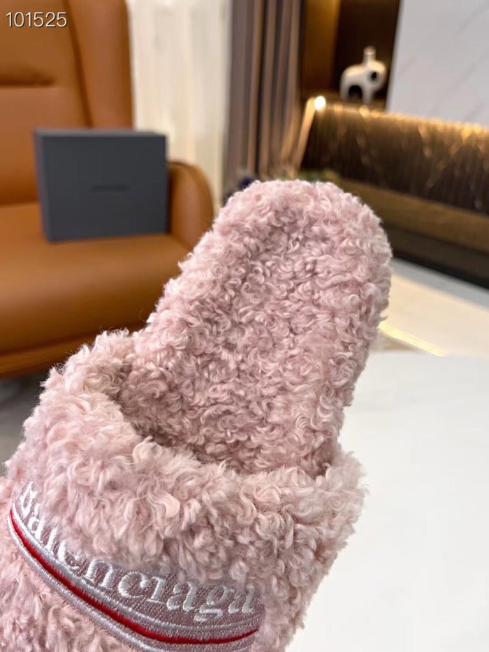 Balenciaga Hairy slippers 002（2021）