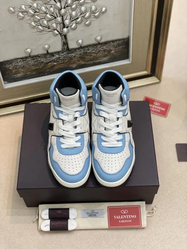 Valentino High Top Flat Sneaker Men and Women008 （2021）
