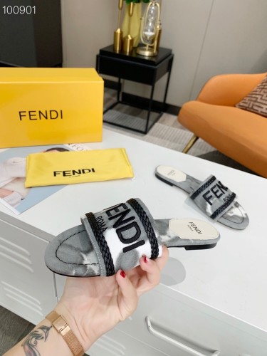 Fendi Slippers Women Shoes 003（2021）