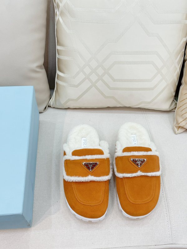 Prada Hairy slippers 0022 (2021)