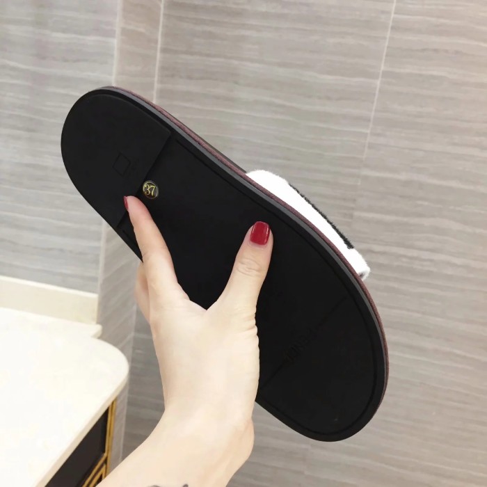 Fendi Slipper Women Shoes 0041