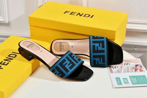 Fendi Slipper Women Shoes 005