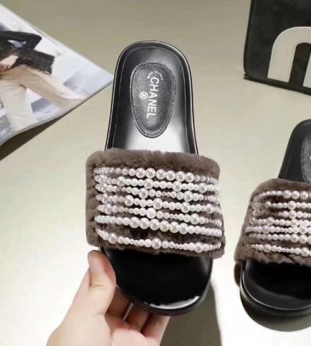 Chanel Hairy slippers 007