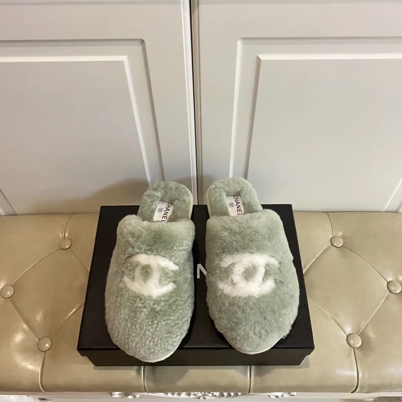 Chanel Hairy slippers 004 (2021)