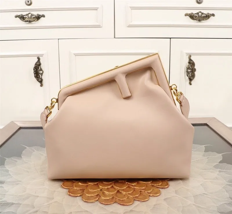 Fendi Handbag 0038（2021）