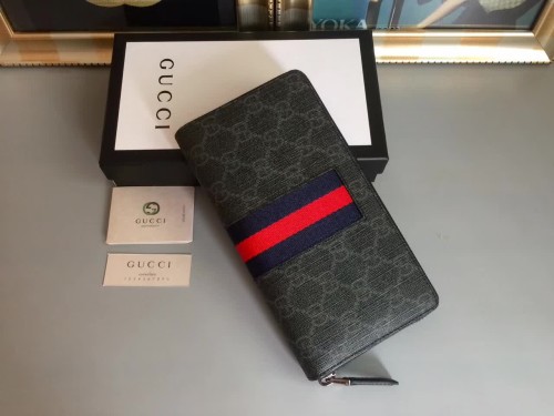 Gucci wallets 065