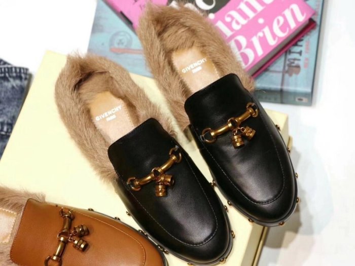 Gucci Hairy slippers 0039