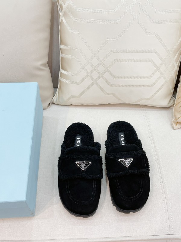 Prada Hairy slippers 0021 (2021)