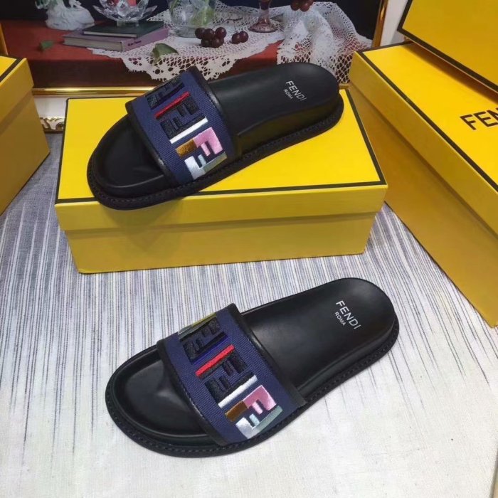 Fendi Slipper Women Shoes 0021