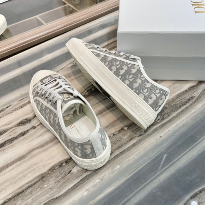 Dior Single shoes Women Shoes 0047 (2021)